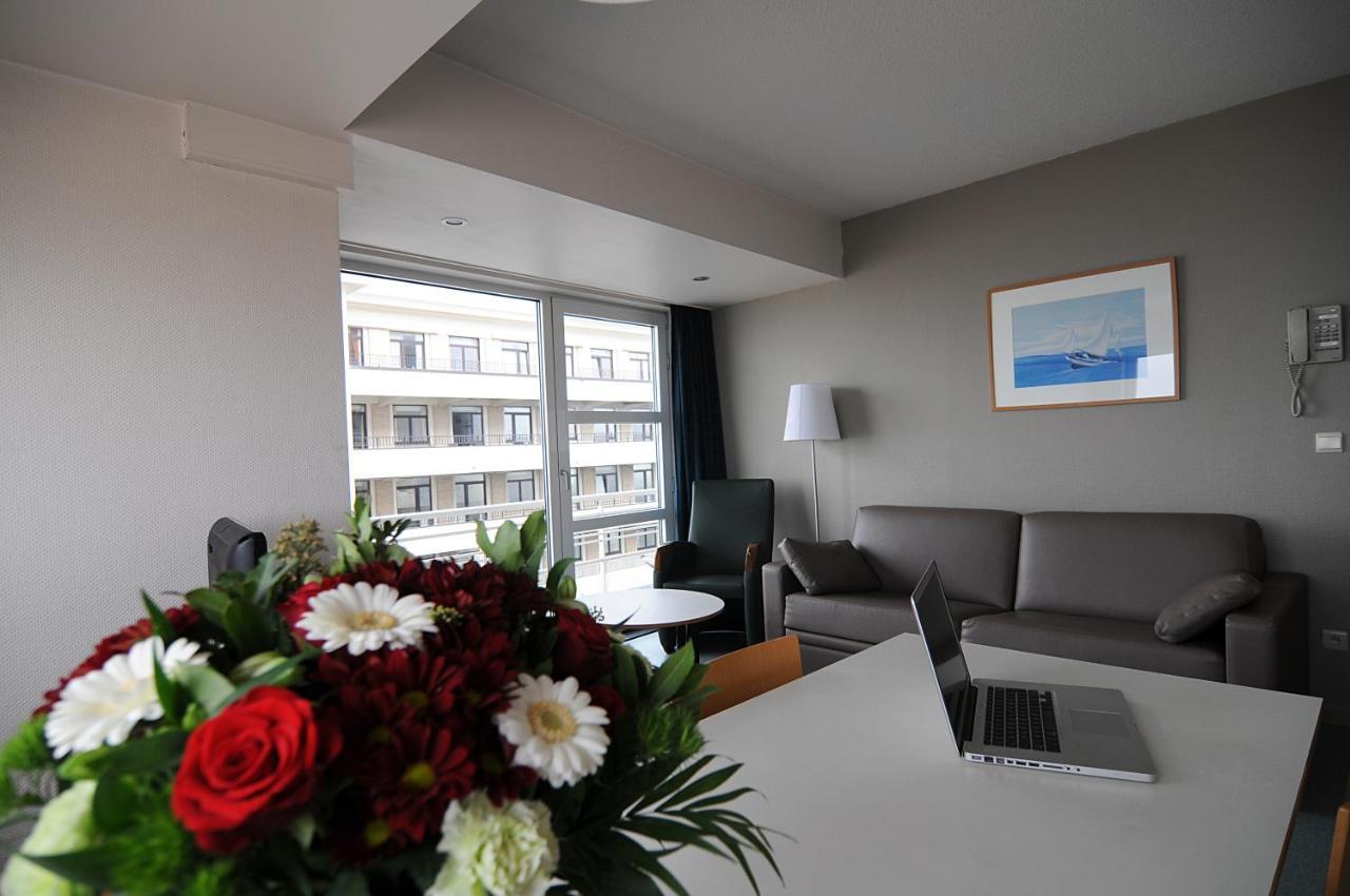 Vayamundo Oostende - Apartments ภายนอก รูปภาพ
