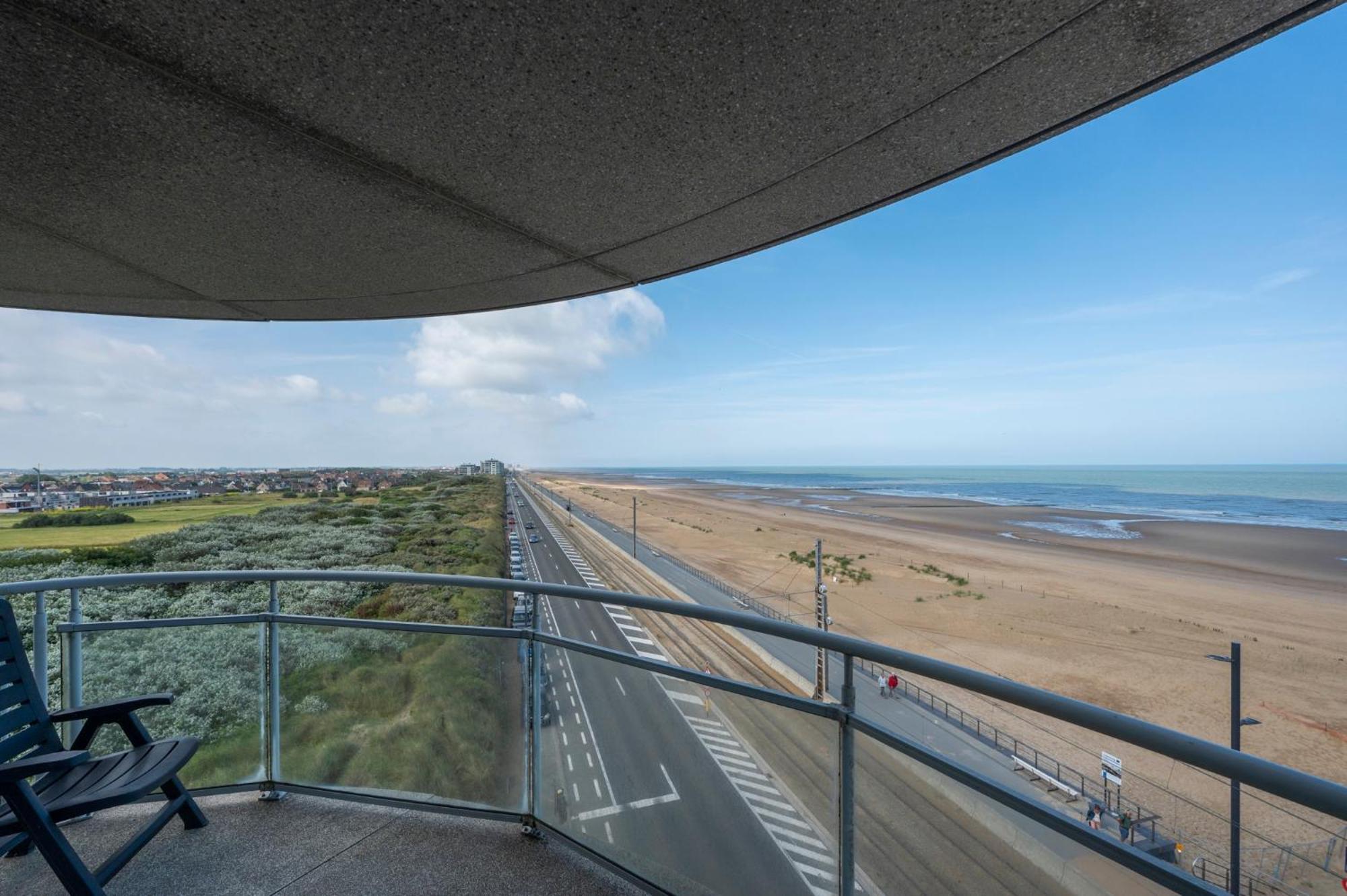 Vayamundo Oostende - Apartments ภายนอก รูปภาพ