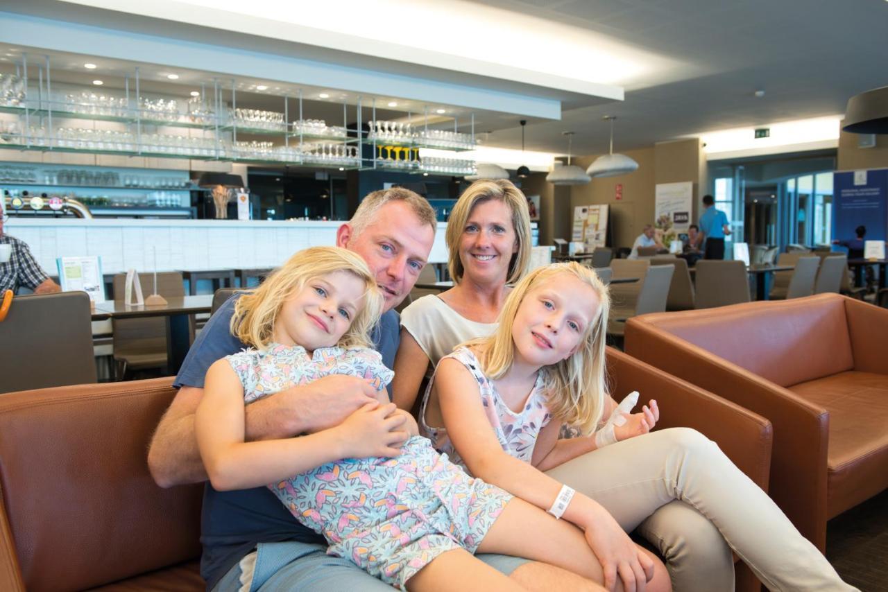 Vayamundo Oostende - Apartments ภายนอก รูปภาพ